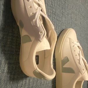 Veja Campo Chromefree Leather Matcha